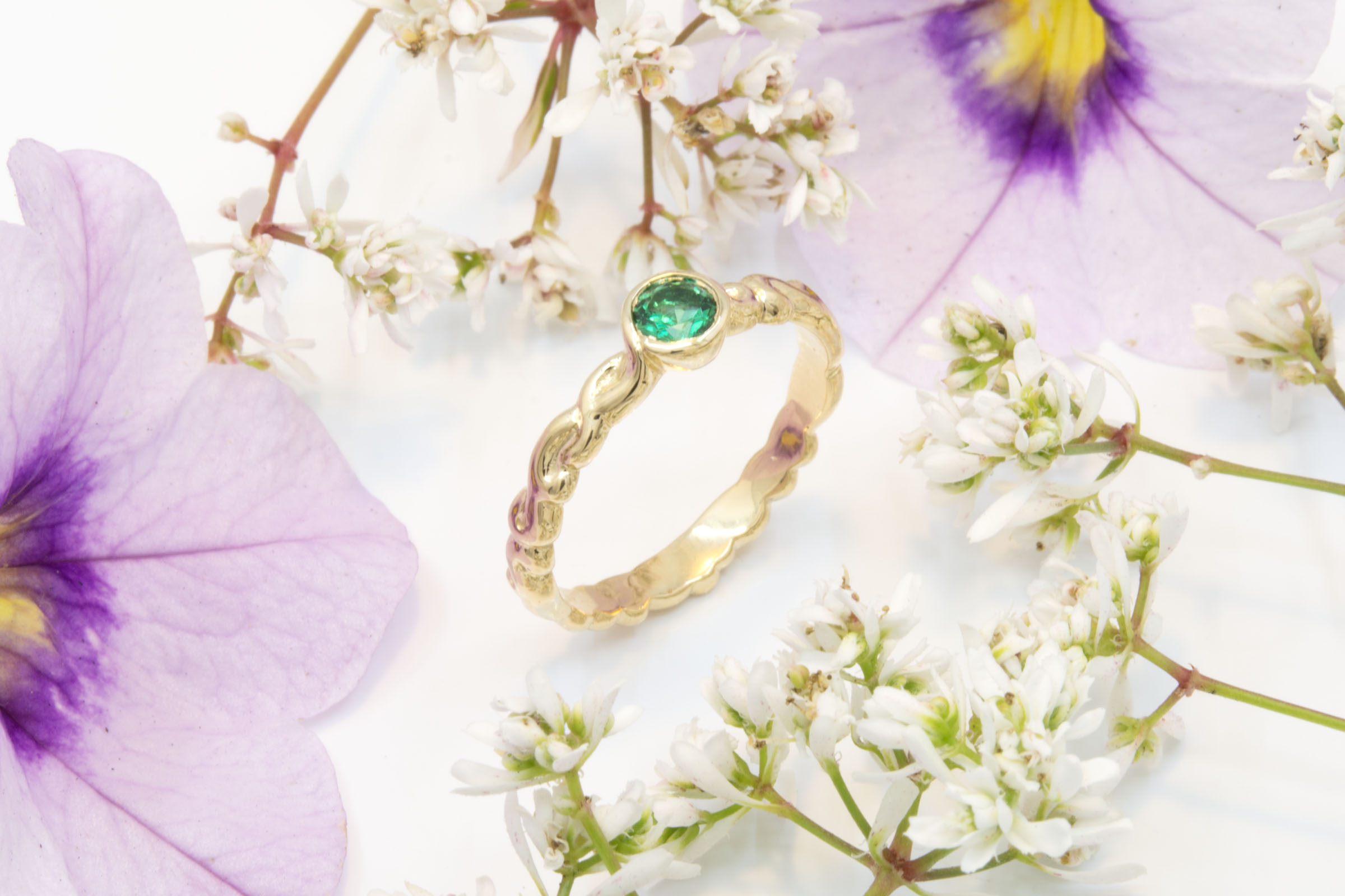 Emerald Filigree Ring