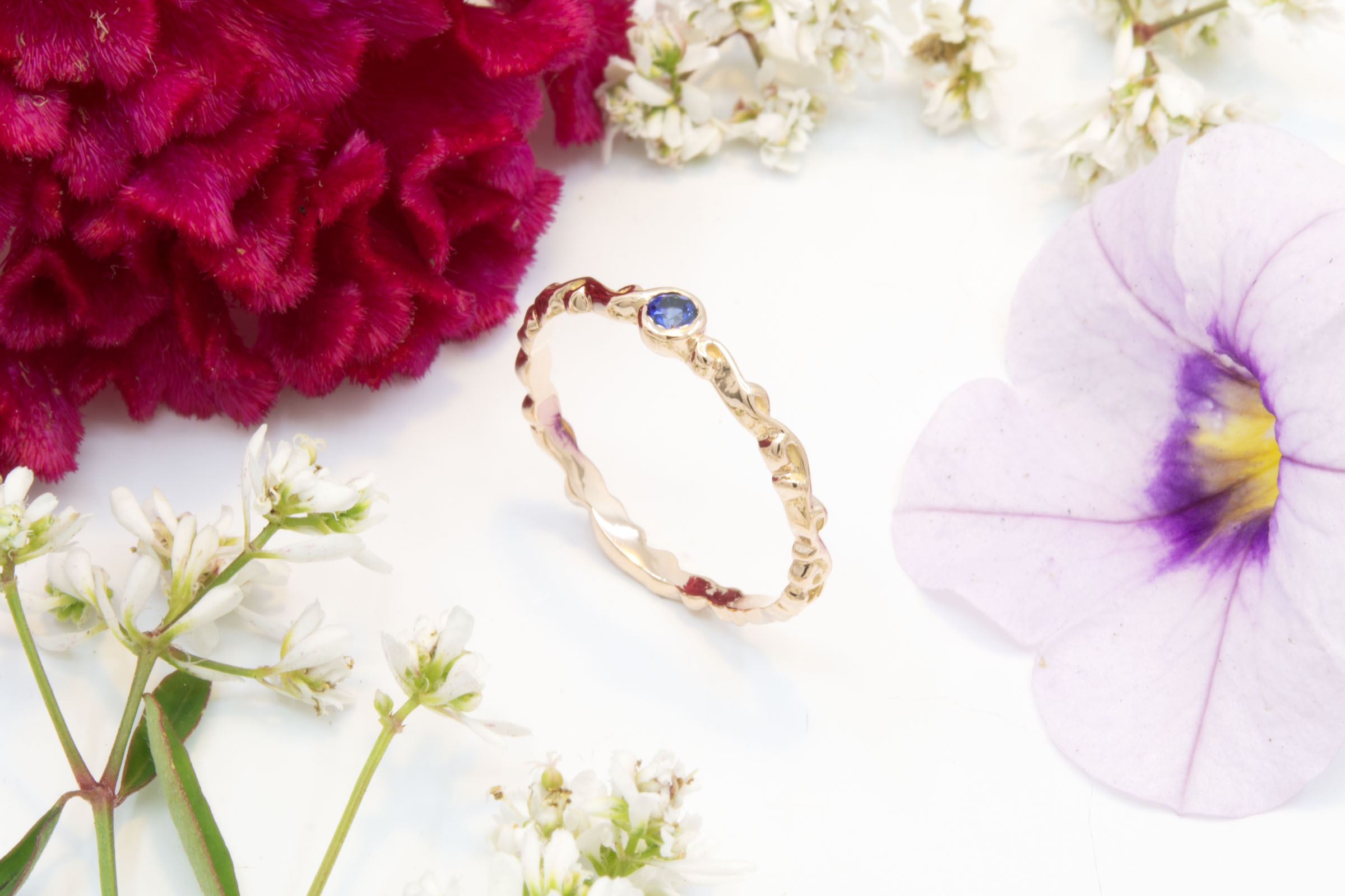 Narrow Filigree Ring with Sapphire
