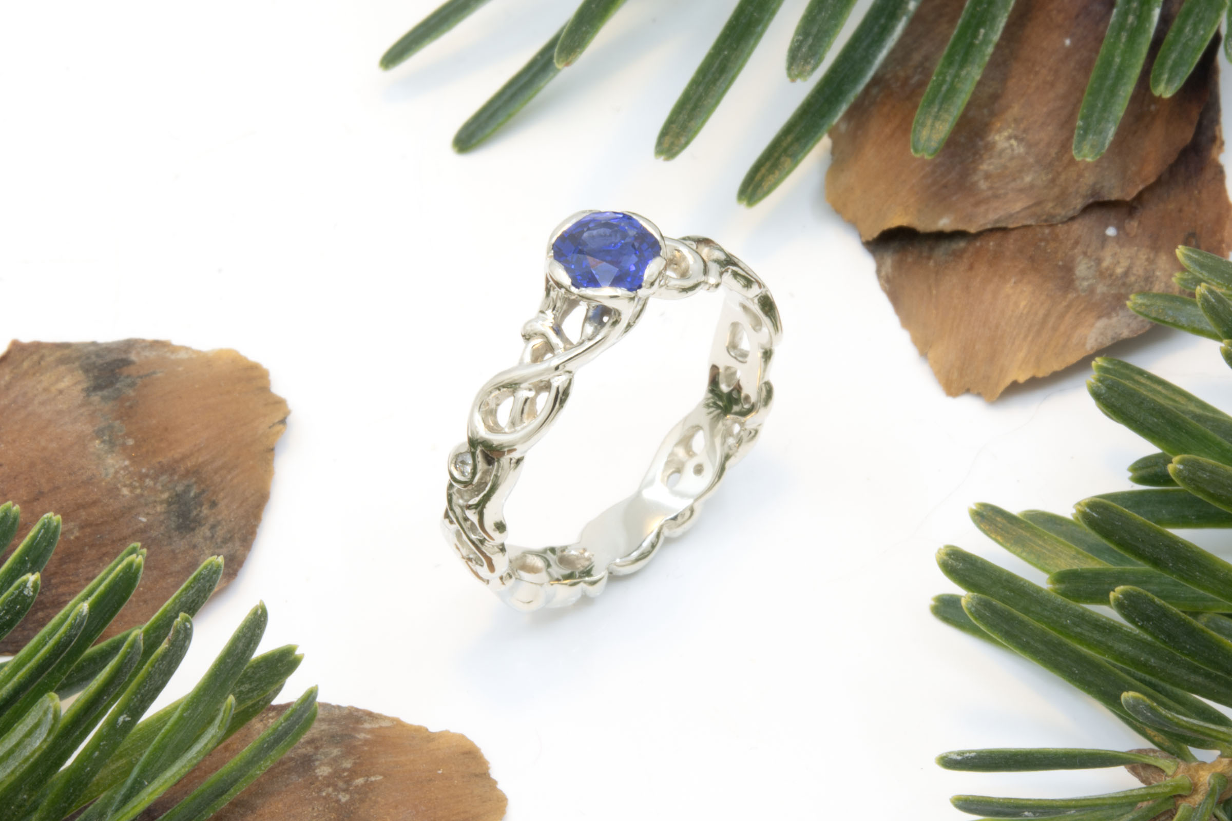 Blue Sapphire Filigree Ring
