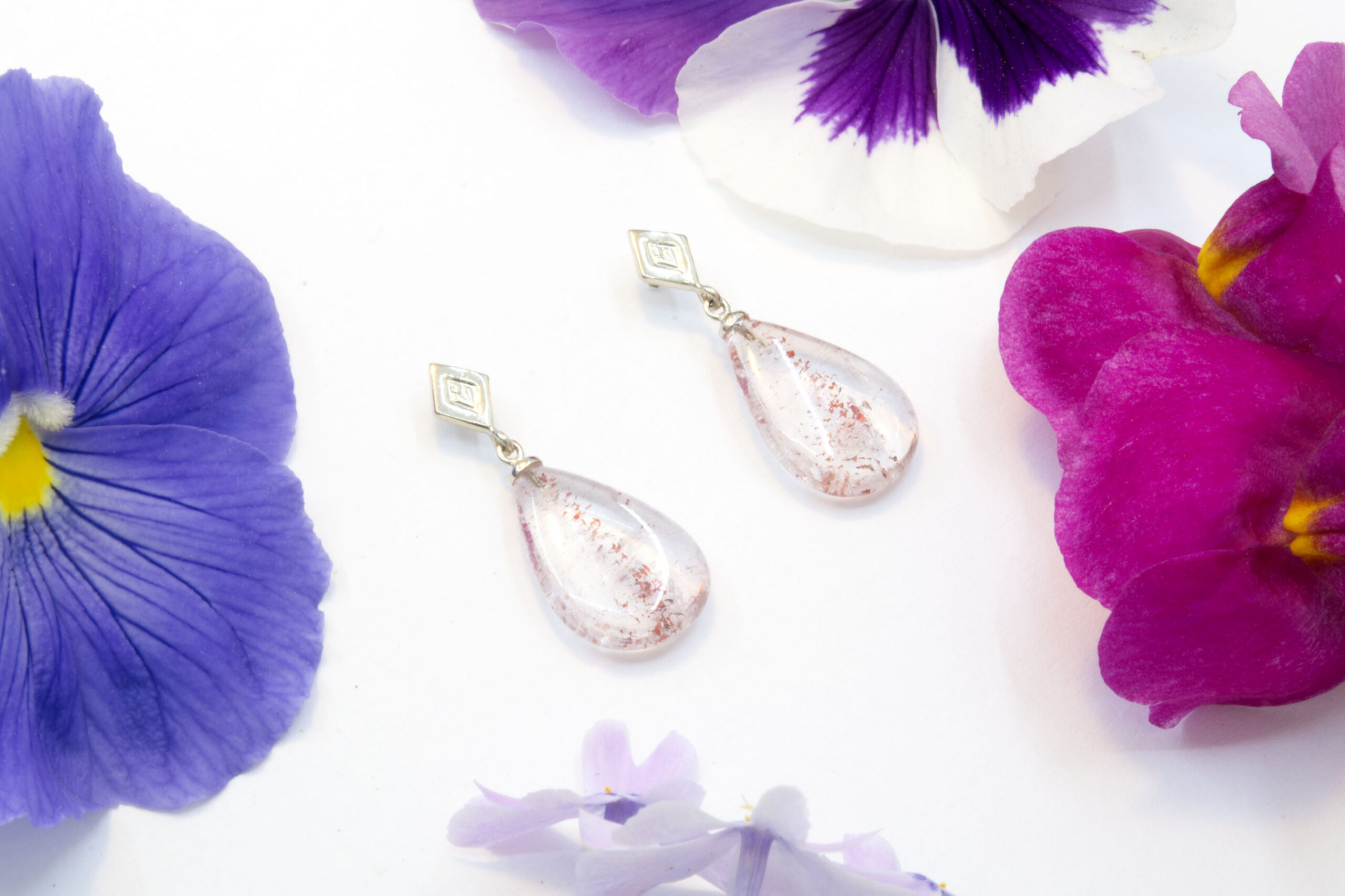 Quartz Hematite Drop Earrings - Image 3