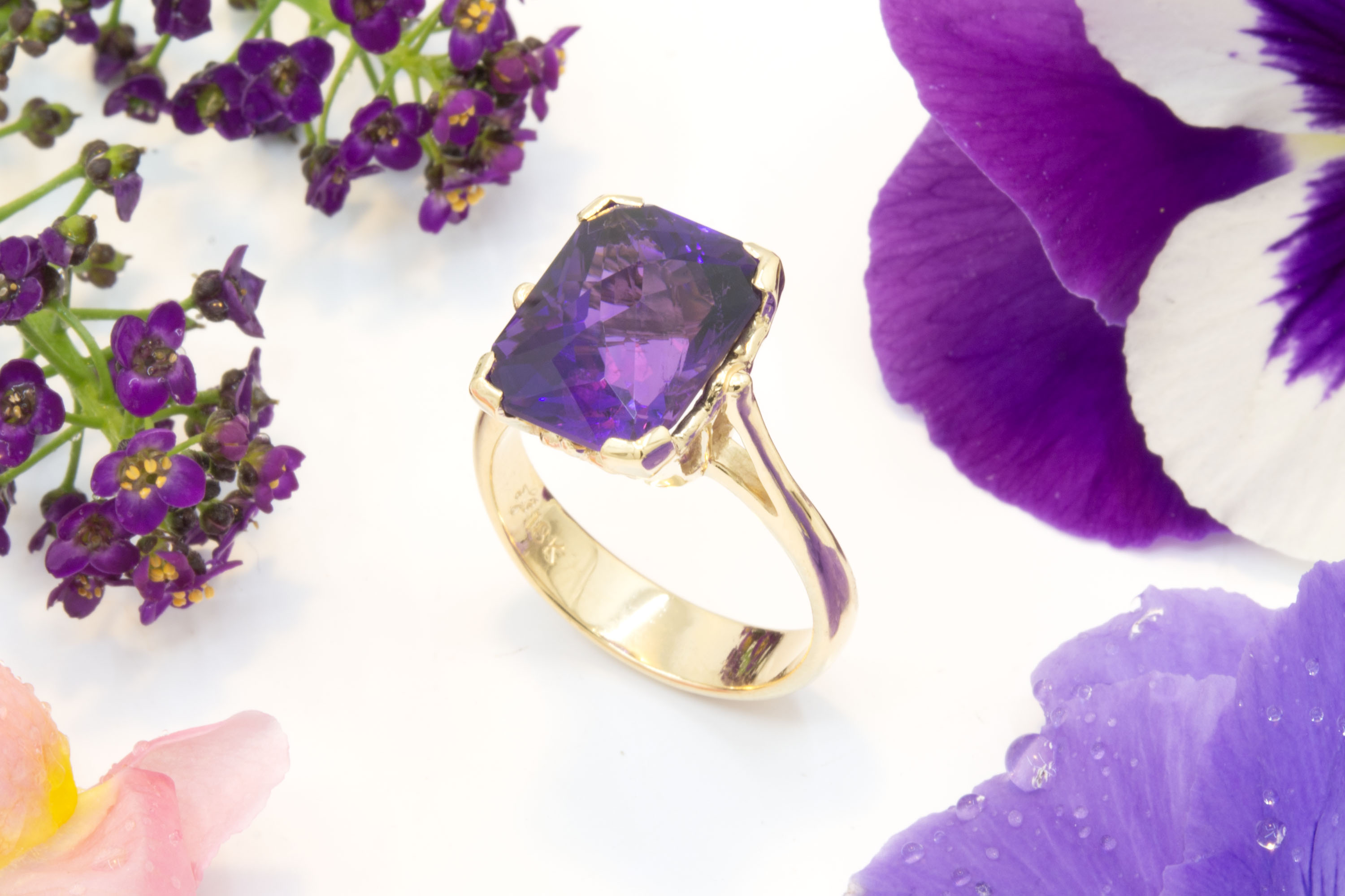Amethyst Solitaire