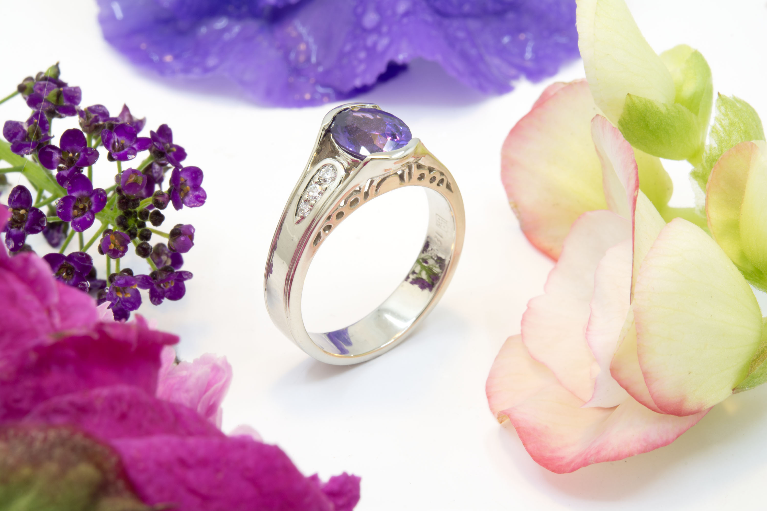1.63ct Purple Sapphire Ring - Image 4