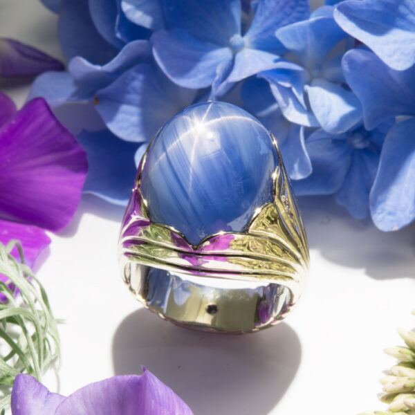 Natural 30.50 ct Star Sapphire Ring in 18K White Gold