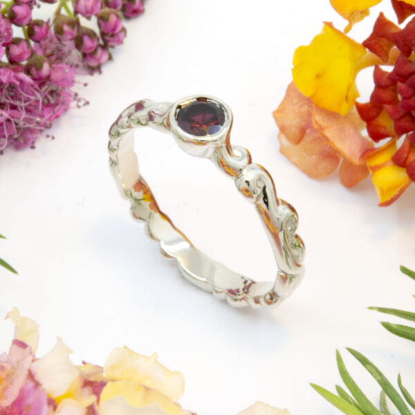 Pyrope Garnet Filigree Ring