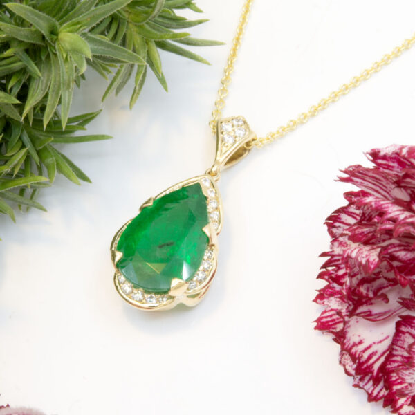 Pear Shape Emerald Pendant with Diamonds
