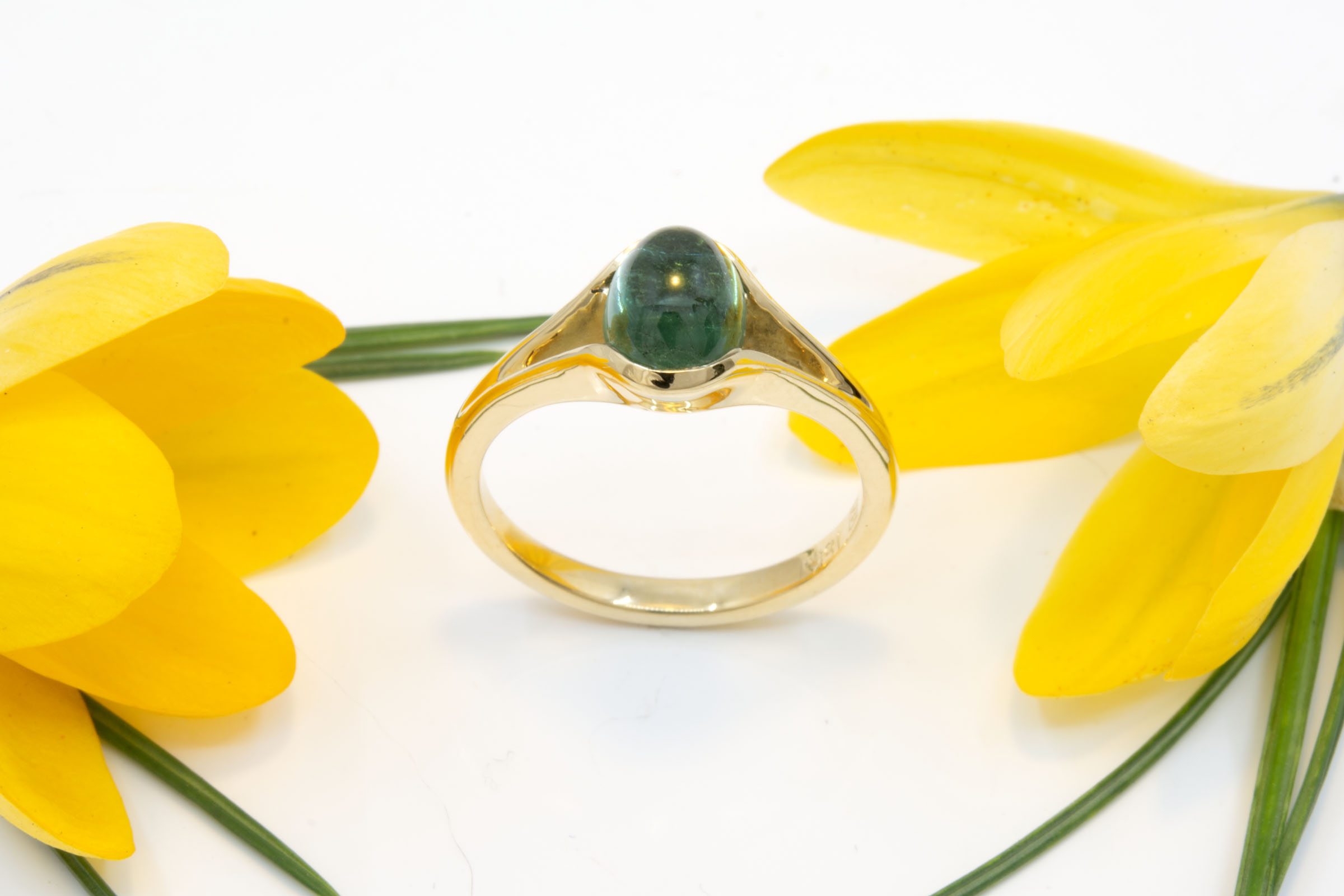 Blue Green Tourmaline Cabochon Ring - Image 2