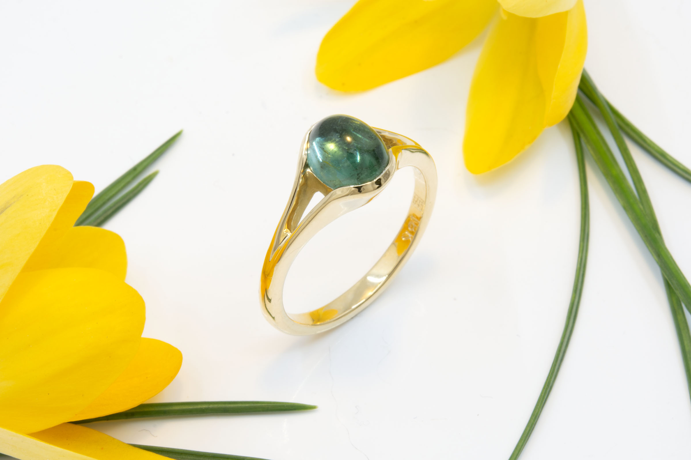 Blue Green Tourmaline Cabochon Ring
