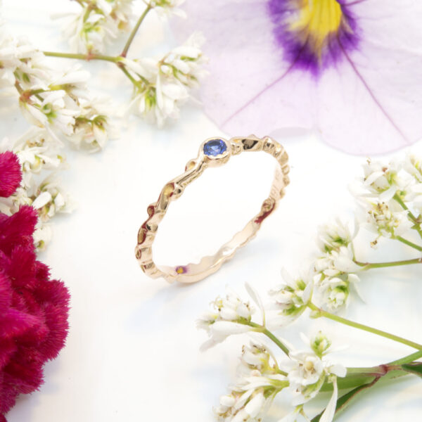 Narrow Filigree Ring with Sapphire