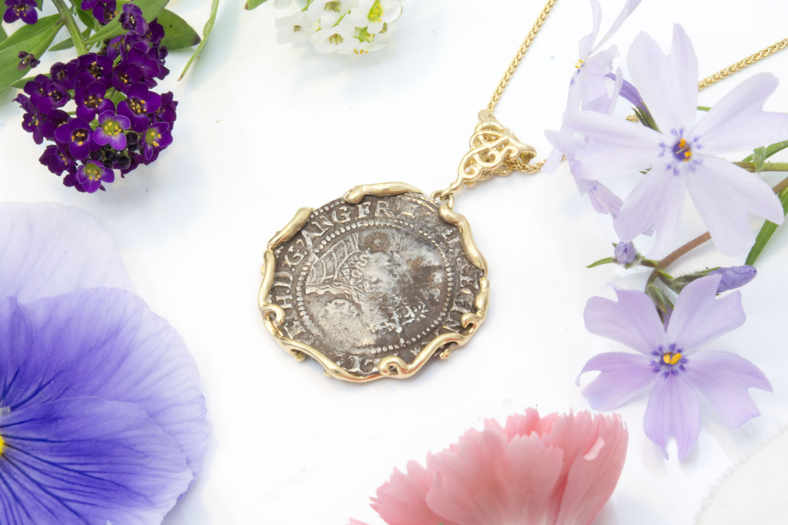 1572 Sixpence Pendant - Image 3