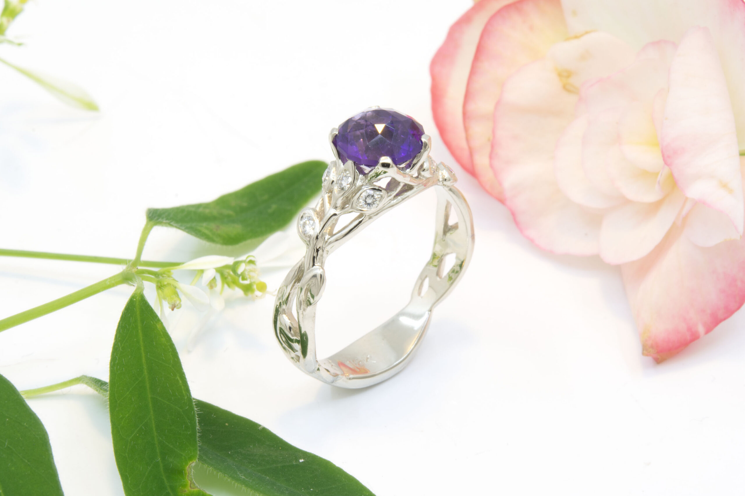 1.41ct Jubilant Crown Amethyst Ring - Image 5