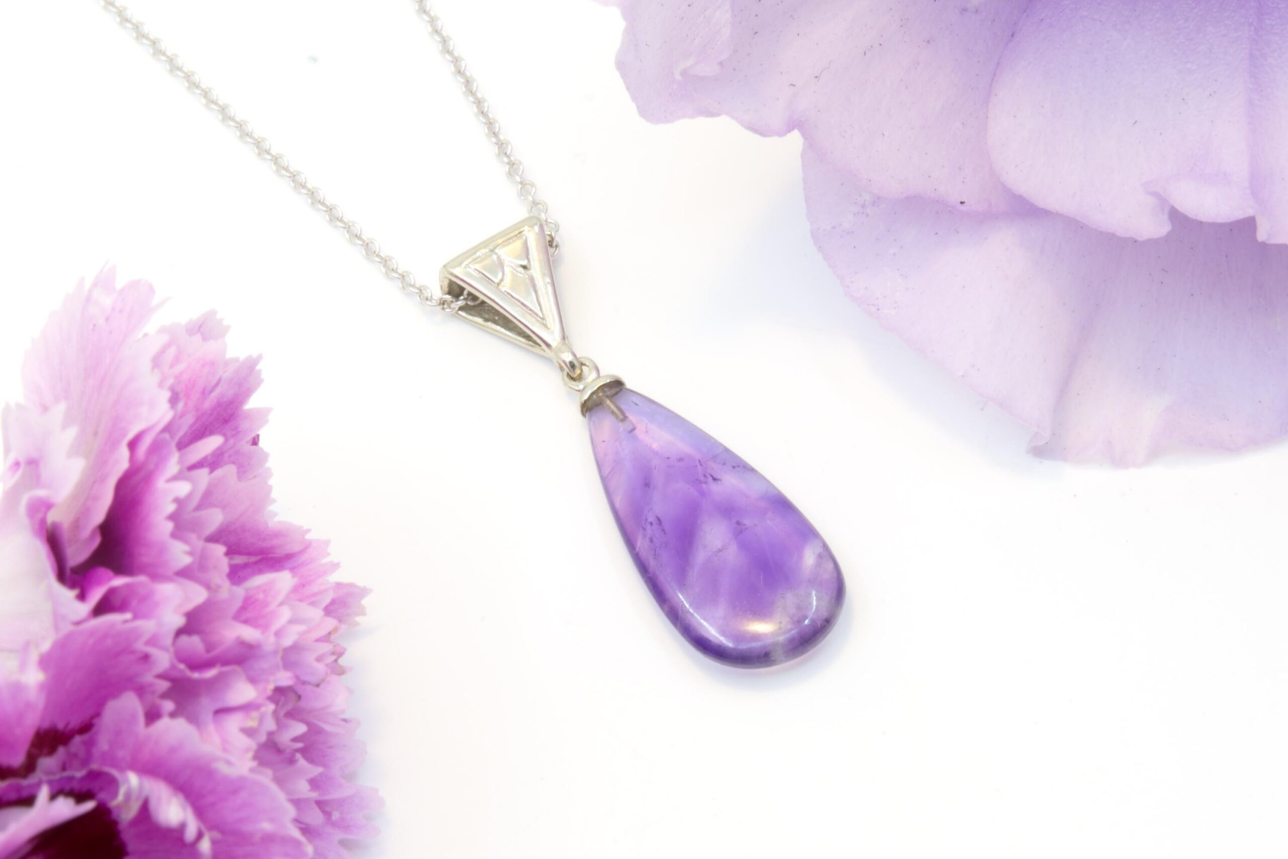 3ct Amethyst Cabochon Pendant - Image 2